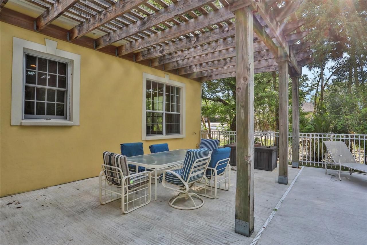 8608 Poinsettia Drive, Temple Terrace, FL 33637 Photo