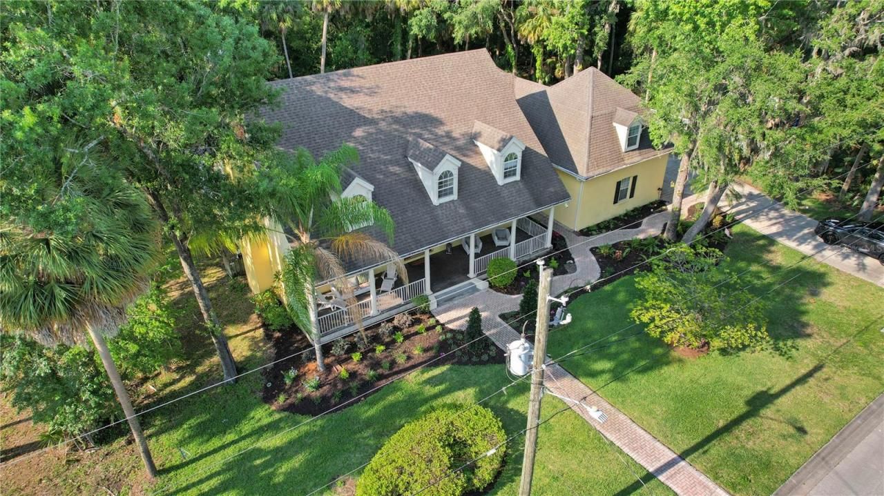 8608 Poinsettia Drive, Temple Terrace, FL 33637 Photo