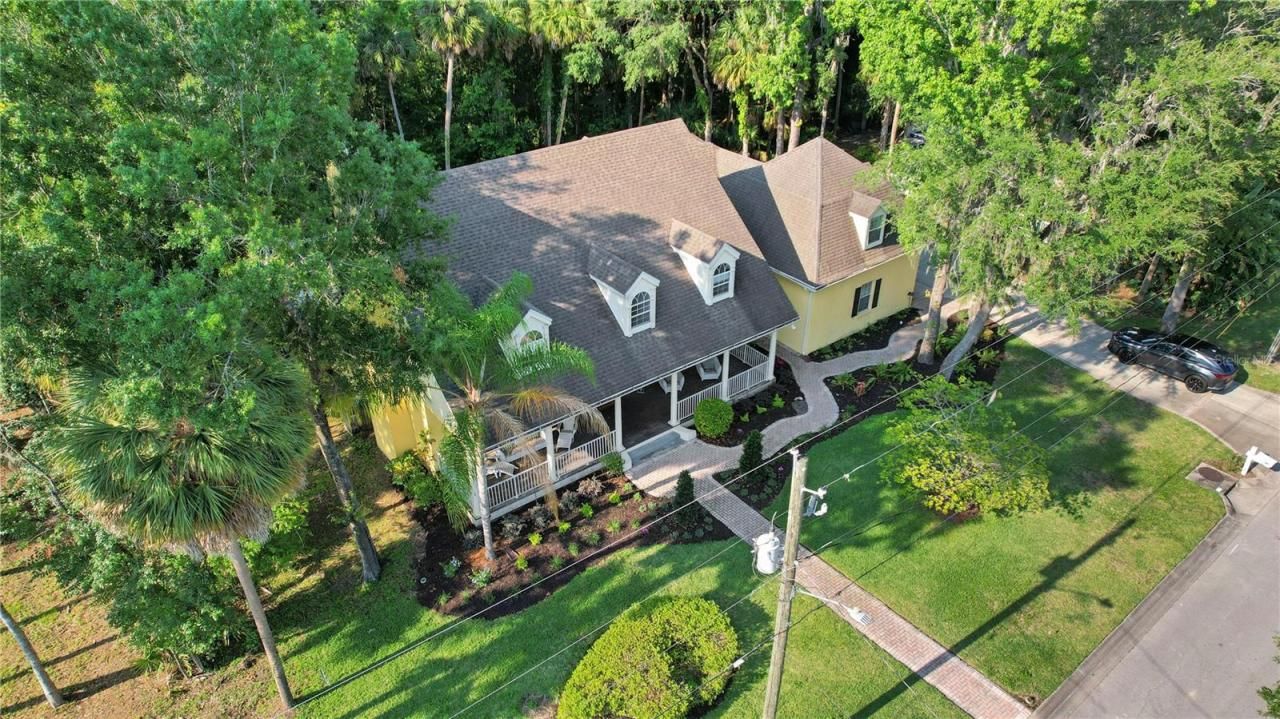 8608 Poinsettia Drive, Temple Terrace, FL 33637 Photo