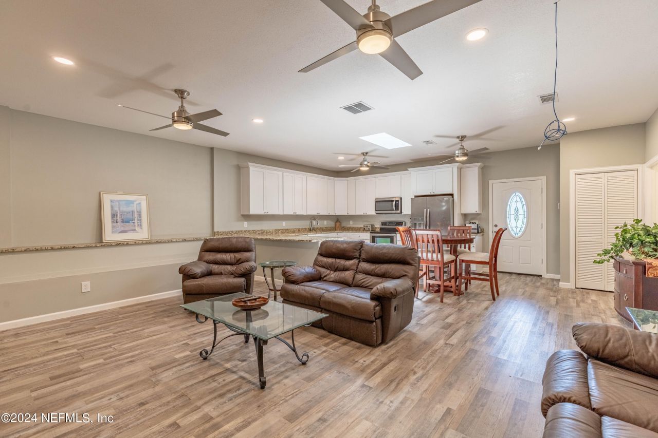 2016 Cassat Avenue, Jacksonville, FL 32210 Photo