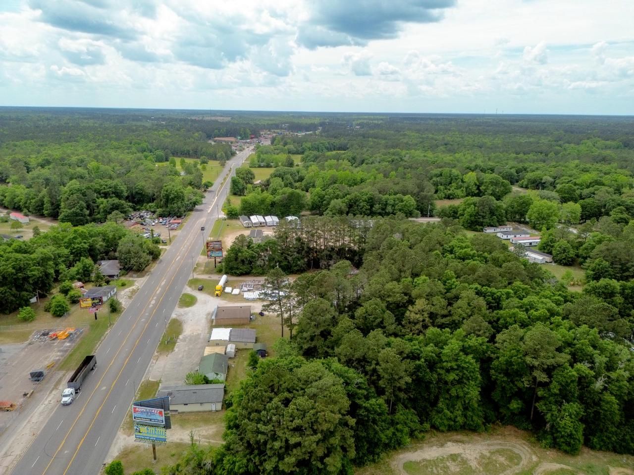 674 Sniders Highway Photo 17