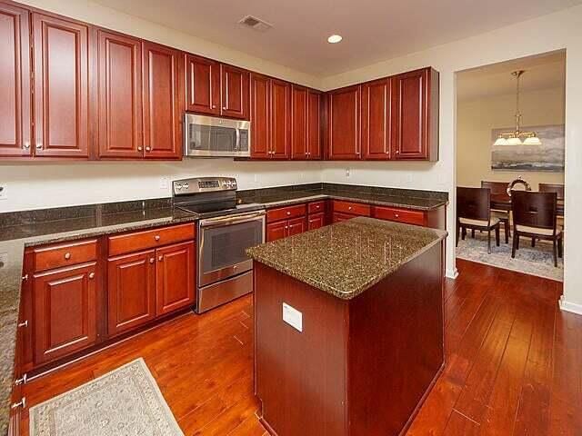 8897 Cat Tail Pond Road Photo 7