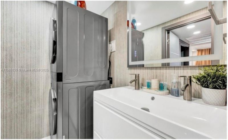 4001 S Ocean Dr, Unit 3L, Hollywood, FL 33019 Photo