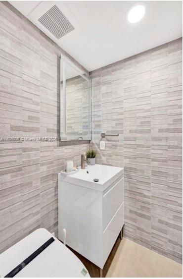 4001 S Ocean Dr, Unit 3L, Hollywood, FL 33019 Photo