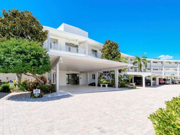 100 SANDS POINT ROAD, Unit 324, LONGBOAT KEY, FL 34228