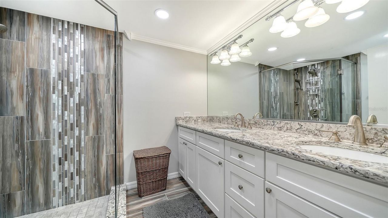 100 Sands Point Road, Unit 324, Longboat Key, FL 34228 Photo