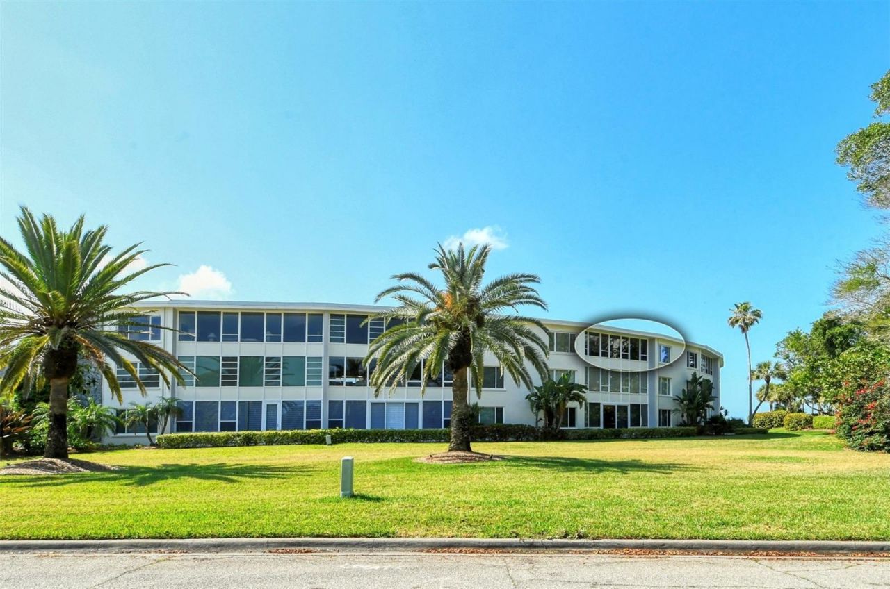 100 Sands Point Road, Unit 324, Longboat Key, FL 34228 Photo