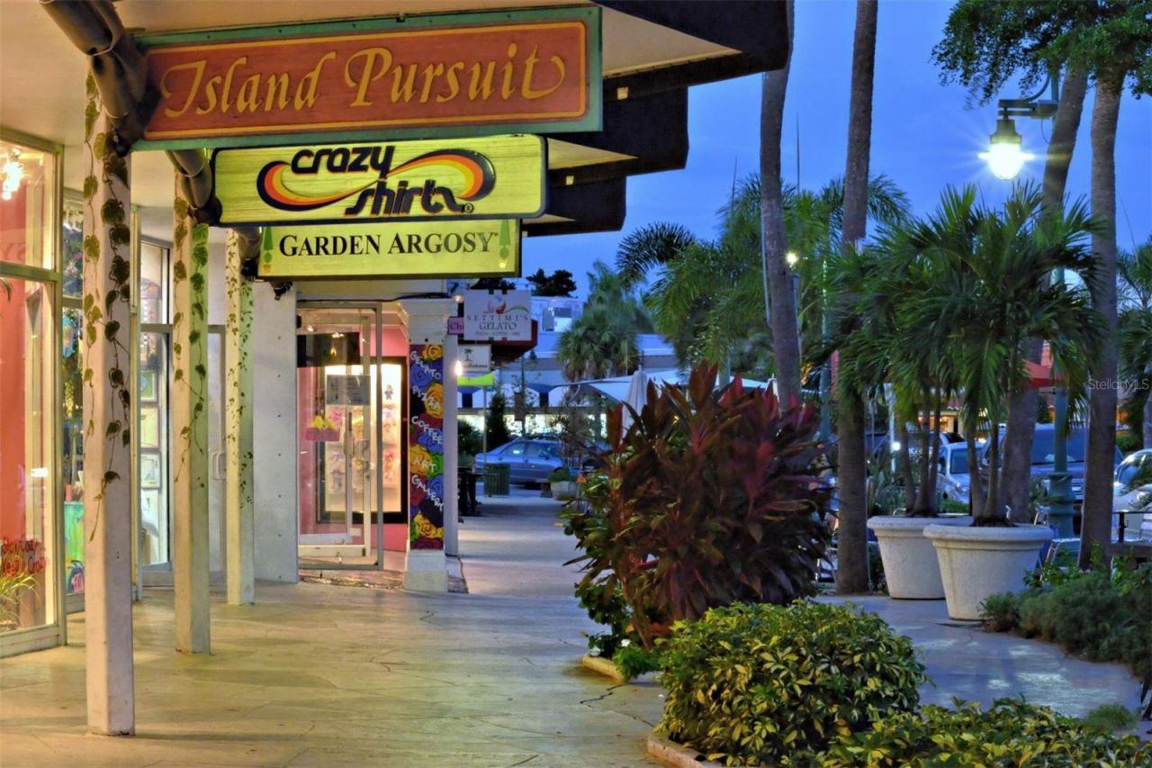 100 Sands Point Road, Unit 324, Longboat Key, FL 34228 Photo