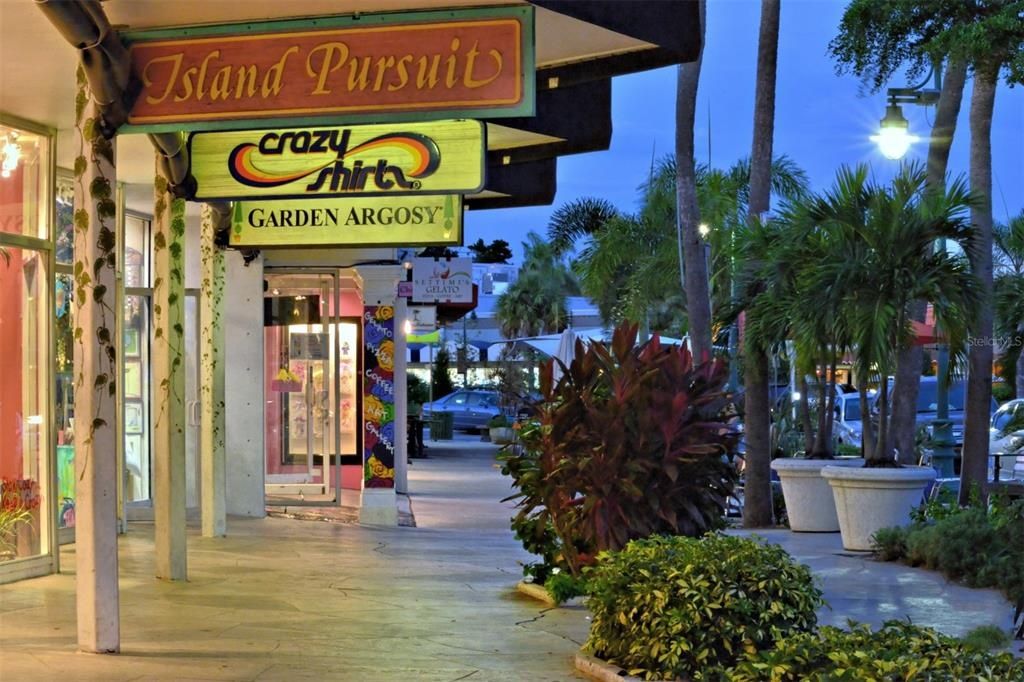 100 Sands Point Road, Unit 324, Longboat Key, FL 34228 Photo