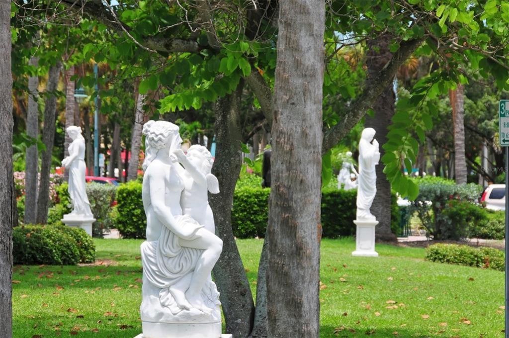 100 Sands Point Road, Unit 324, Longboat Key, FL 34228 Photo