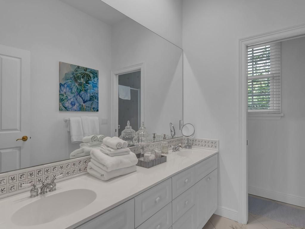 986 Riomar Drive, Vero Beach, FL 32963 Photo