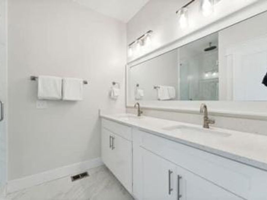 Property Image 87