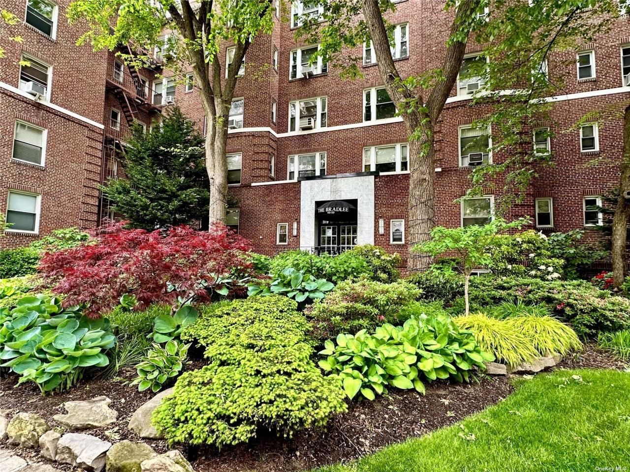 69-09 108th Street, Unit 312, Forest Hills, NY 11375 Main Photo