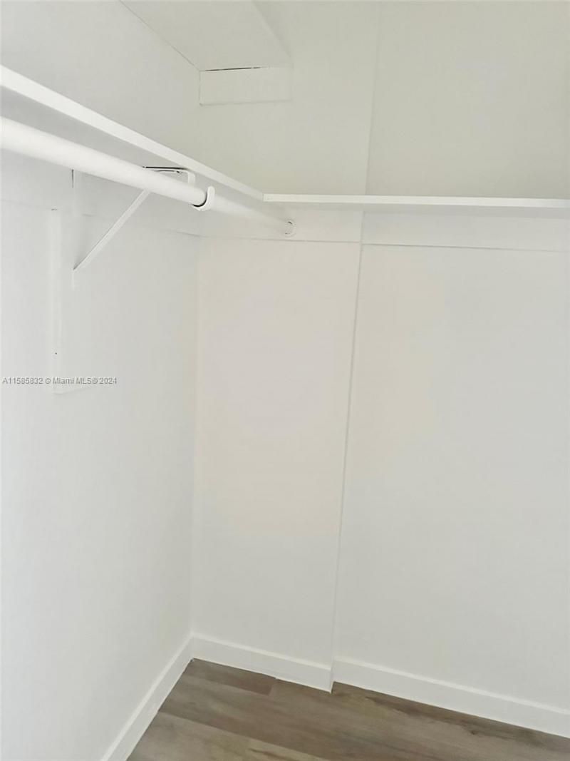 1301 NE Miami Gardens Dr, Unit 521 W, Miami, FL 33179 Photo