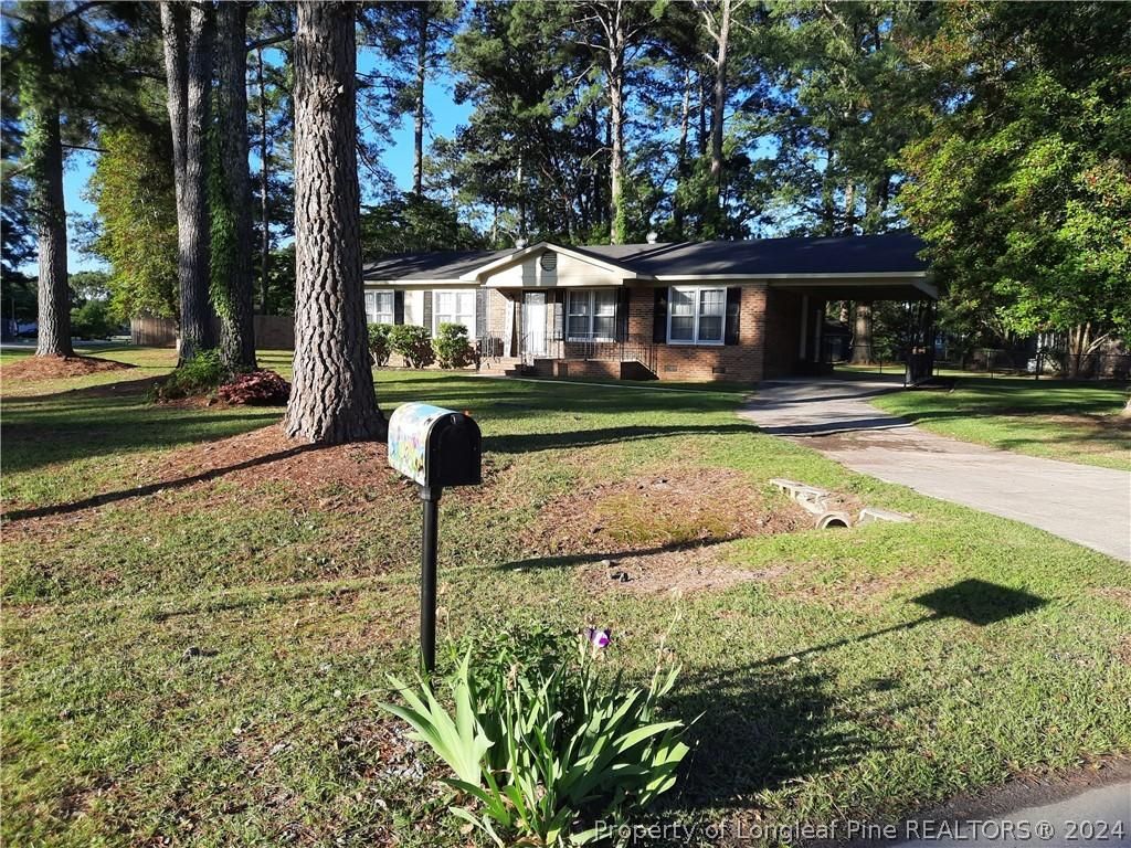 6401 Worthington Drive, Fayetteville, NC 28304 Main Photo
