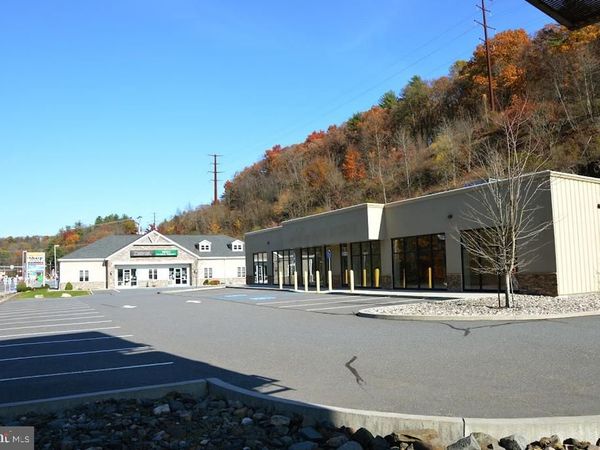 850 & 870 GORDON NAGLE TRAIL, POTTSVILLE, PA 17901