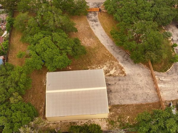 610 Tamarack Dr, Canyon Lake, TX 78133