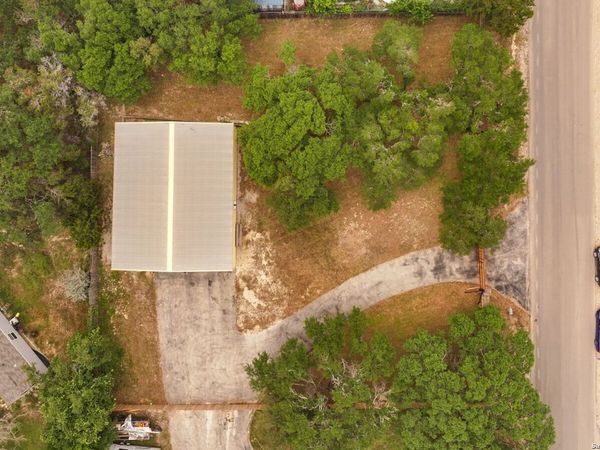610 Tamarack Dr, Canyon Lake, TX 78133