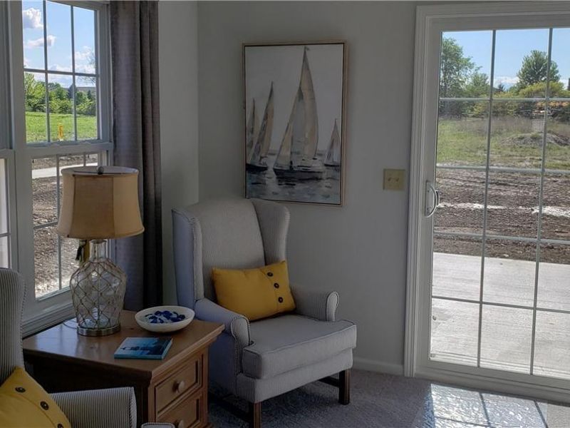 102 Stonecrest Trail, Elyria, OH 44035 Photo 13