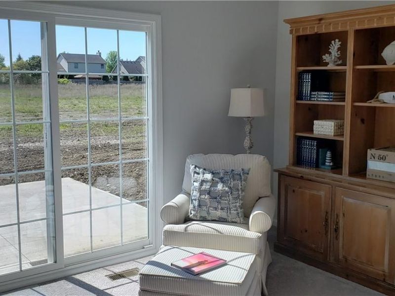 102 Stonecrest Trail, Elyria, OH 44035 Photo 14