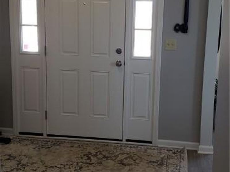 102 Stonecrest Trail, Elyria, OH 44035 Photo 2