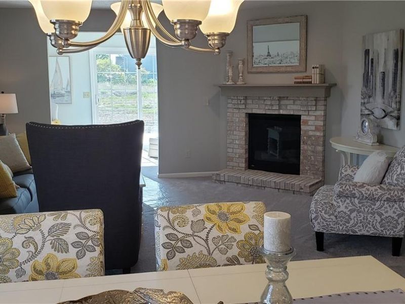 102 Stonecrest Trail, Elyria, OH 44035 Photo 8