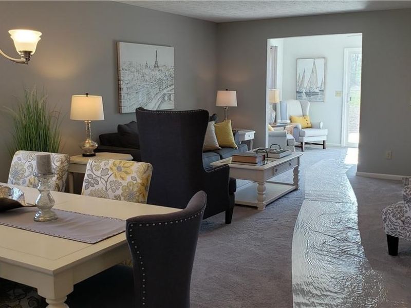 102 Stonecrest Trail, Elyria, OH 44035 Photo 9