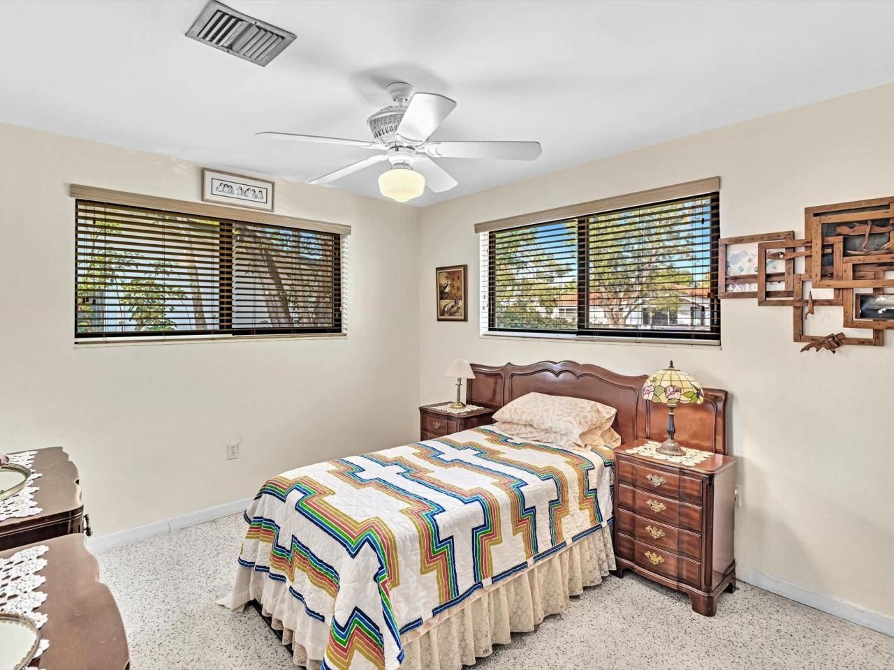 19321 NE 18th Place, Miami, FL 33179 Photo