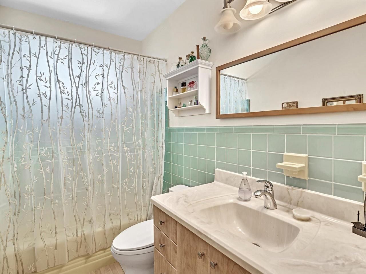 19321 NE 18th Place, Miami, FL 33179 Photo