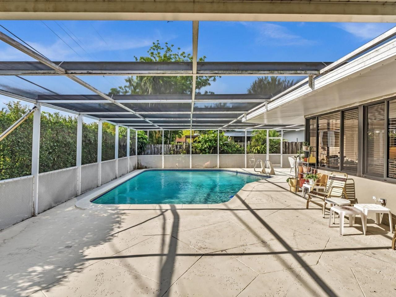 19321 NE 18th Place, Miami, FL 33179 Photo