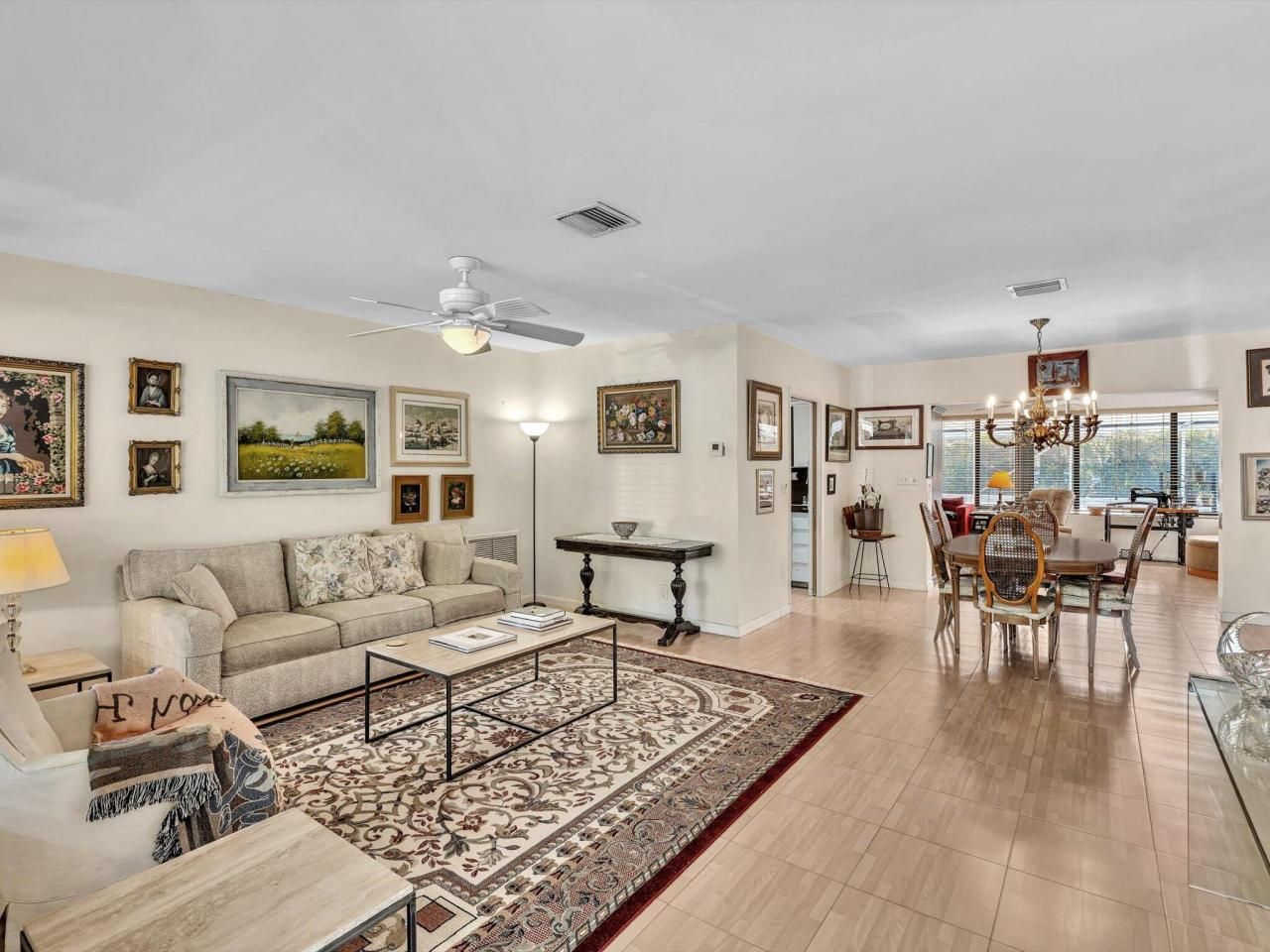 19321 NE 18th Place, Miami, FL 33179 Photo