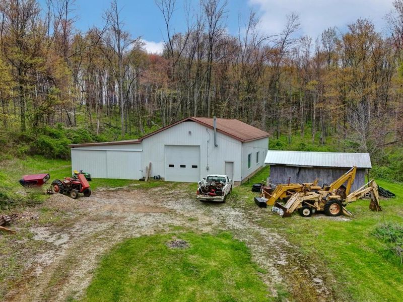 18021 Turkey Ridge Road, Danville, OH 43014 Photo 12