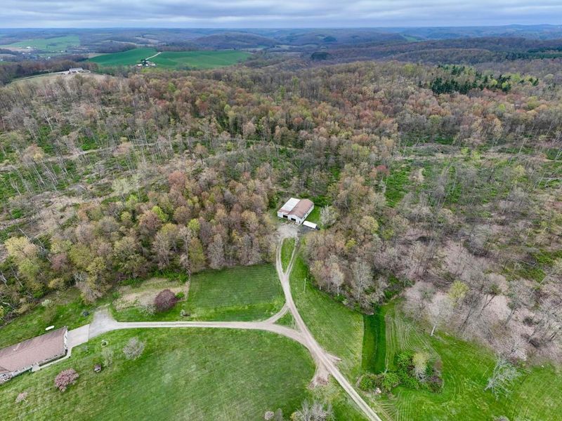 18021 Turkey Ridge Road, Danville, OH 43014 Photo 16