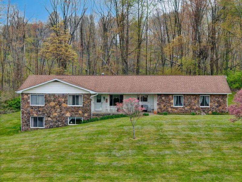 18021 Turkey Ridge Road, Danville, OH 43014 Photo 2