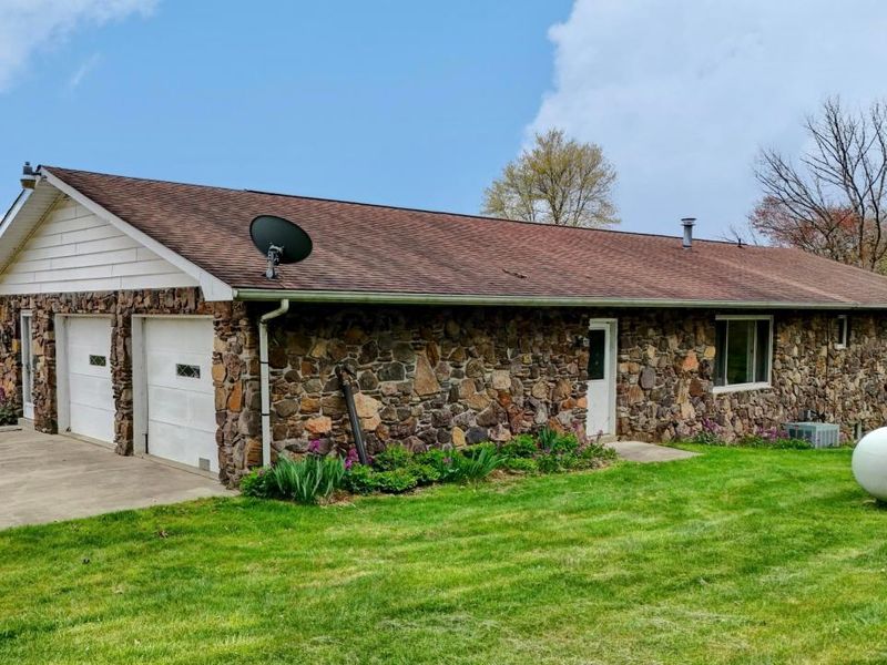 18021 Turkey Ridge Road, Danville, OH 43014 Photo 7