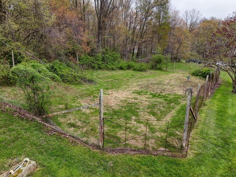 18021 Turkey Ridge Road, Danville, OH 43014 Photo 8