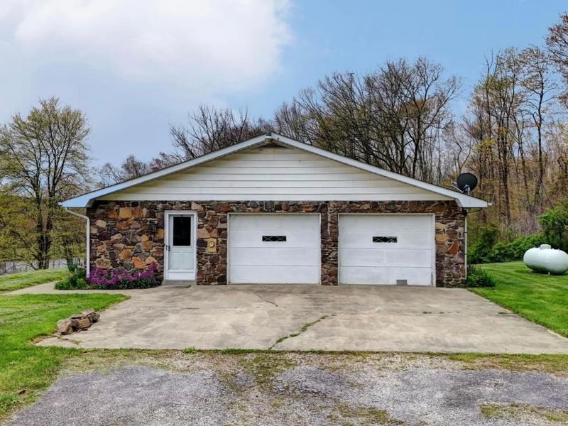 18021 Turkey Ridge Road, Danville, OH 43014 Photo 9