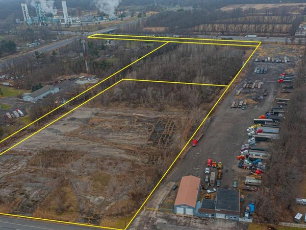 283 Melton Road, Burns Harbor, IN 46304