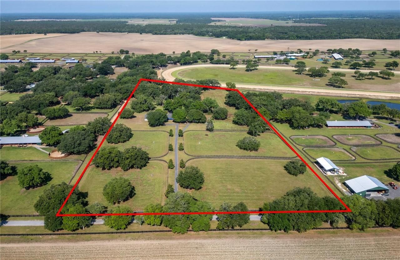 3670 SE 148th Terrace, Morriston, FL 32668 Photo