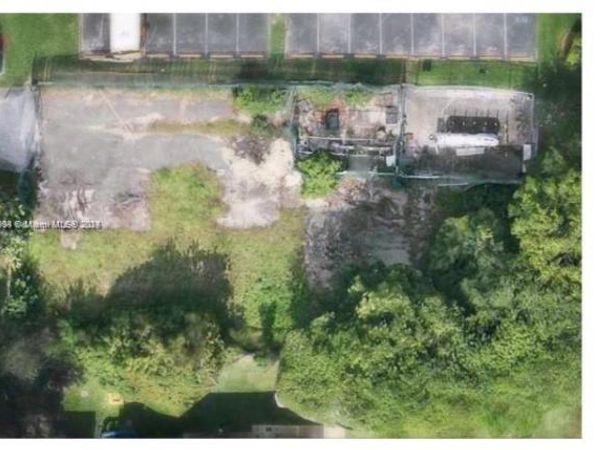 160 Sw Ave, Weston, FL 33326