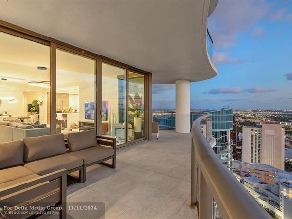 100 E Las Olas Boulevard, Unit 4504, Fort Lauderdale, FL 33301