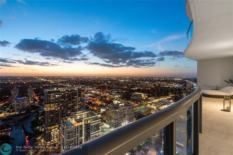 100 E Las Olas Boulevard, Unit 4504, Fort Lauderdale, FL 33301 Photo