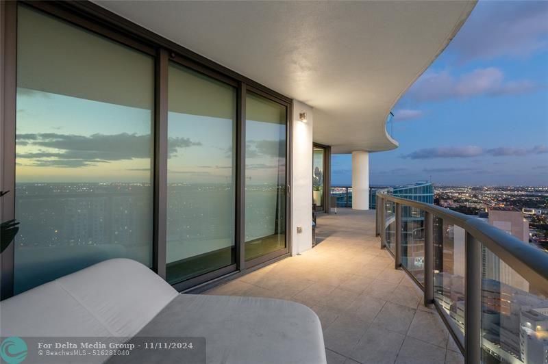 100 E Las Olas Boulevard, Unit 4504, Fort Lauderdale, FL 33301 Photo