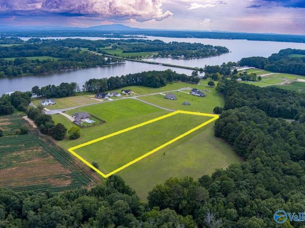 359 County Road 580, Centre, AL 35960