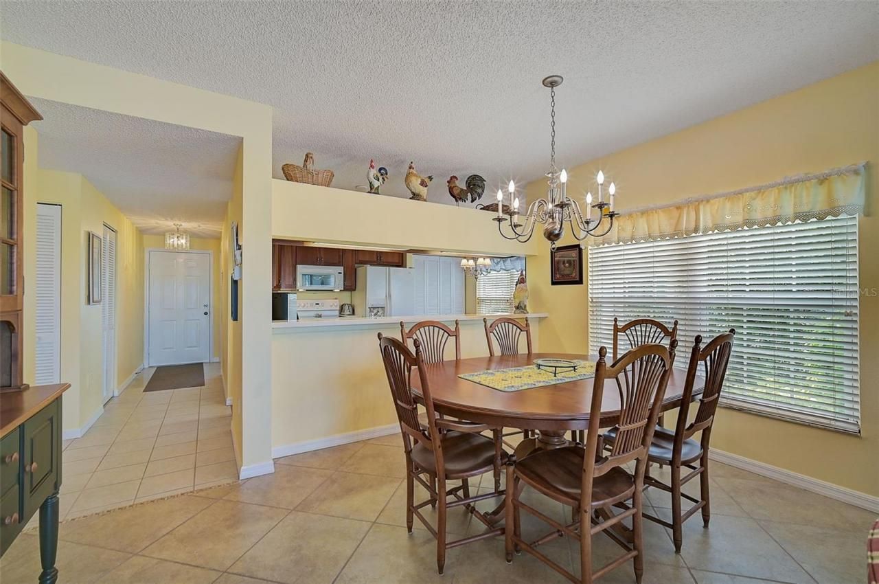 4215 Caddie Drive E, Unit 101, Bradenton, FL 34203 Photo