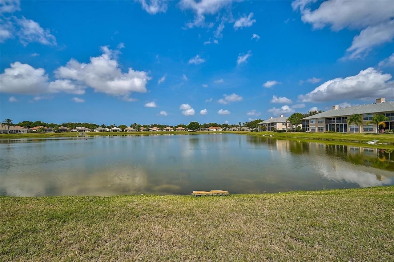 4215 Caddie Drive E, Unit 101, Bradenton, FL 34203 Photo