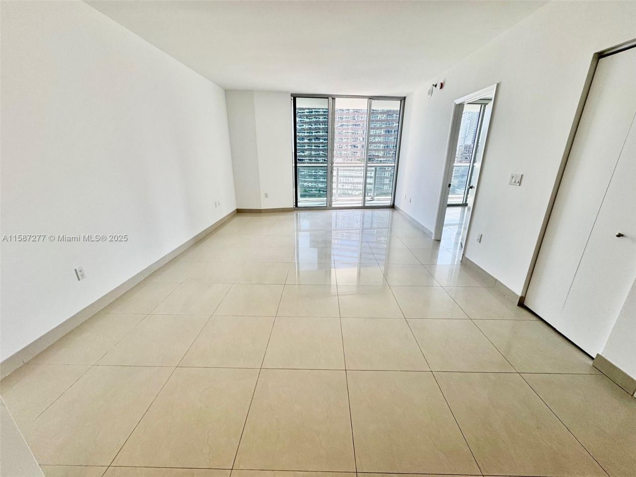 Please Call For Address, Unit 1809, Miami, FL 33131 Photo