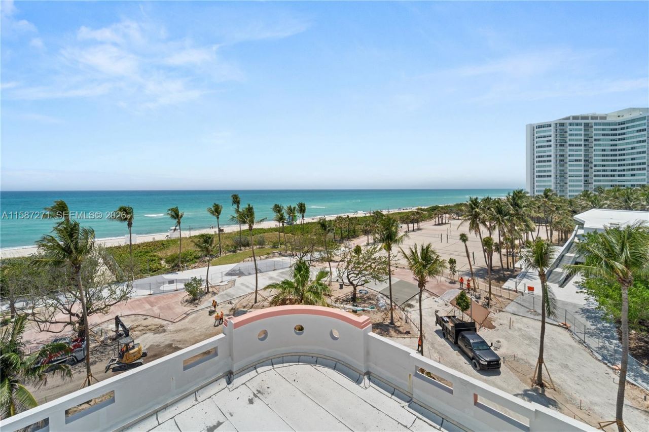 7300 Ocean Ter, Miami Beach, FL 33141 Photo