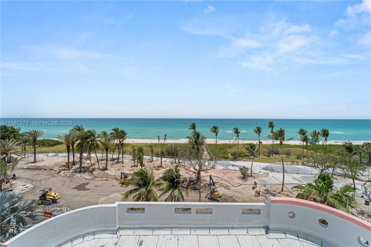 7300 Ocean Ter, Miami Beach, FL 33141 Photo