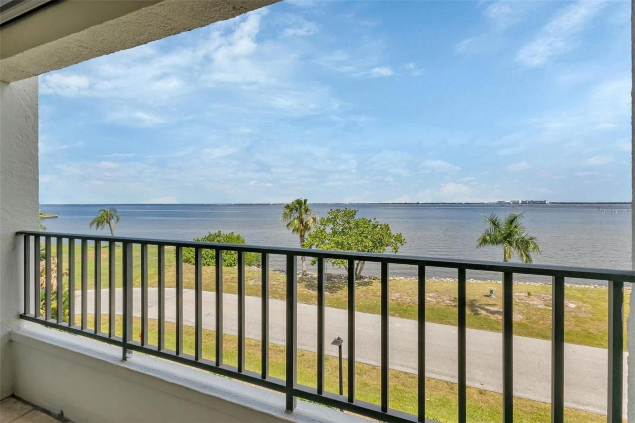 1500 Park Beach Circle, Unit 3B, Punta Gorda, FL 33950 Photo